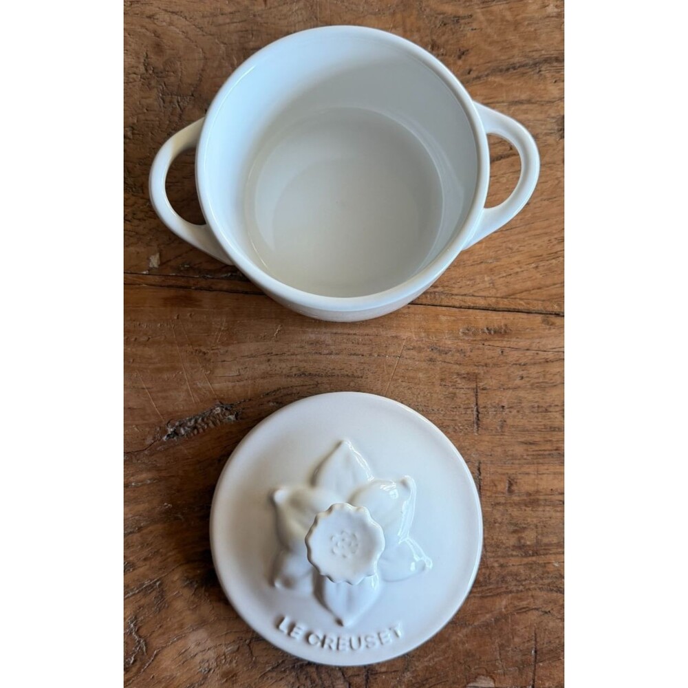 Le Creuset Stoneware Jardin Collection 8oz 250ml Mini Cocotte Meringue NEW - Picture 8 of 9
